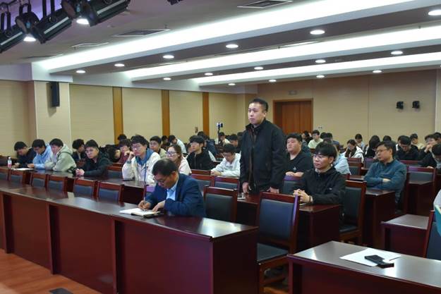 https://news.sdust.edu.cn/__local/7/33/D6/BF651C2EB8F2CC0476C80A6E277_0424CAFF_15796.jpg
